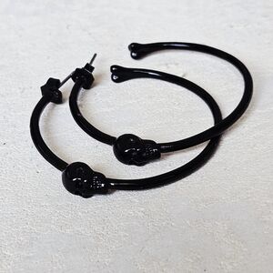 Wildfox Jewelry Black Skull Hoop Earrings Approx 1.5"D NWOT